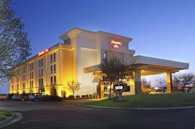 Hampton Inn Columbus Airport