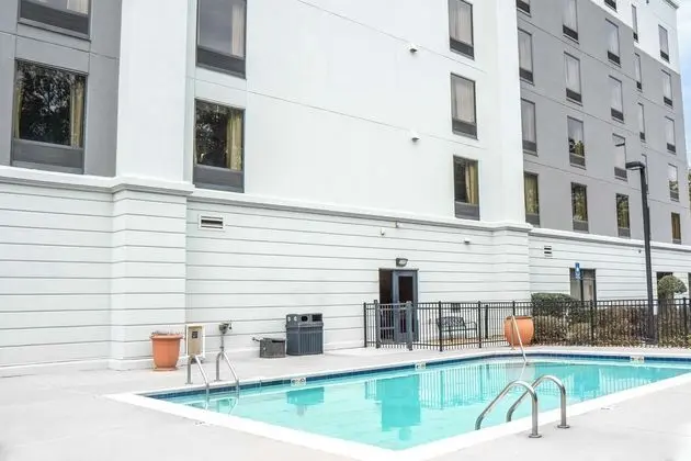 Hampton Inn Covington, GA - Havuz