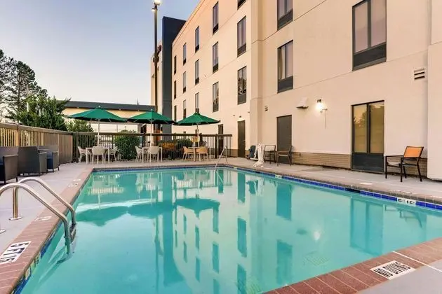 Hampton Inn Cumming - Havuz