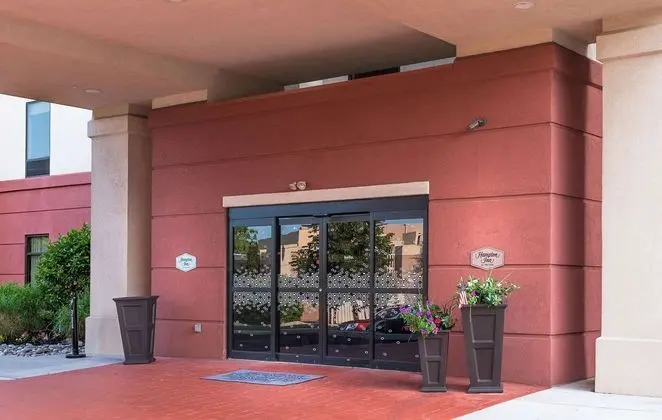 Hampton Inn Doylestown - Dış Mekan