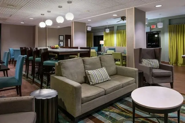 Hampton Inn Florence-Midtown - Lobi