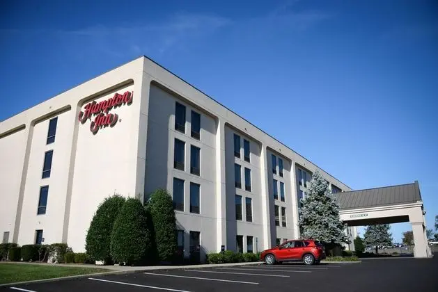 Hampton Inn Frankfort - Dış Mekan