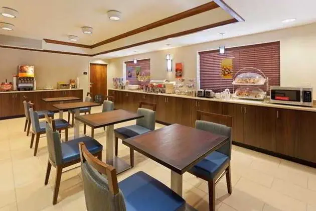 Hampton Inn Franklin/Milford - Genel