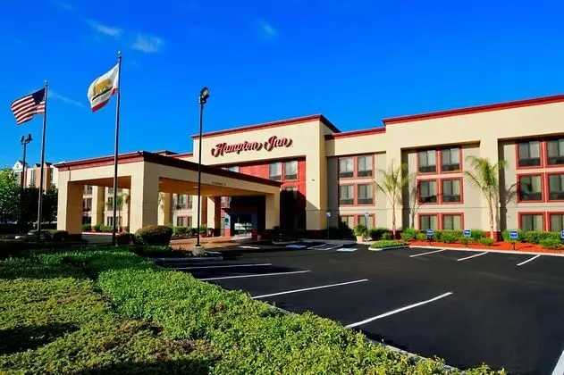 Hampton Inn Fremont - Dış Mekan