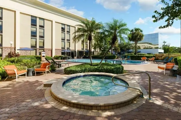 Hampton Inn Ft. Lauderdale-Cypress Creek - Havuz