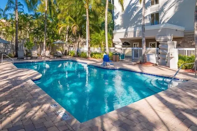 Hampton Inn Ft Lauderdale-Plantation - Havuz