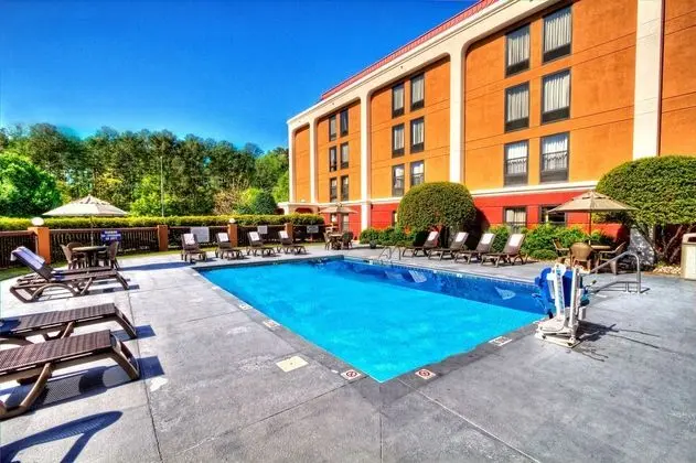 Hampton Inn Goldsboro - Havuz