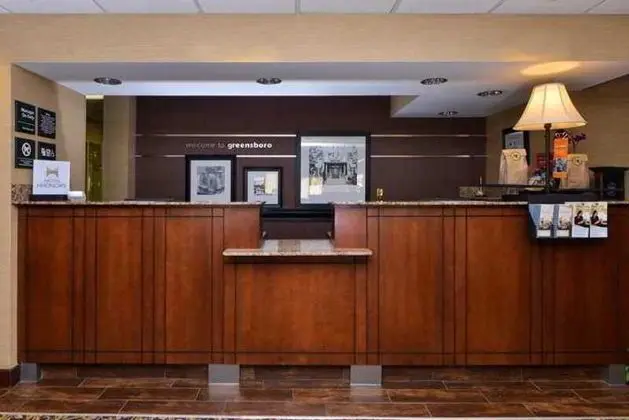 Hampton Inn Greensboro-Airport 
