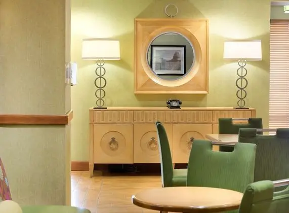 Hampton Inn Harrisonburg - University - Lobi