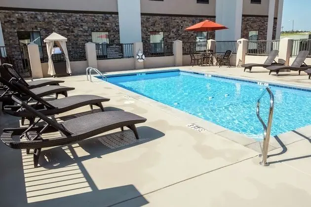 Hampton Inn Hartwell - Havuz