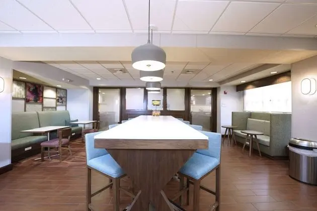 Hampton Inn Hays-North of I-70 - Lobi
