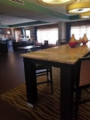 Hampton Inn Henderson - Yerinde Yemek