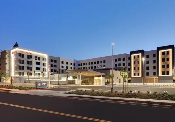 Hampton Inn by Hilton Irvine Spectrum/Lake Forest - Dış Mekan