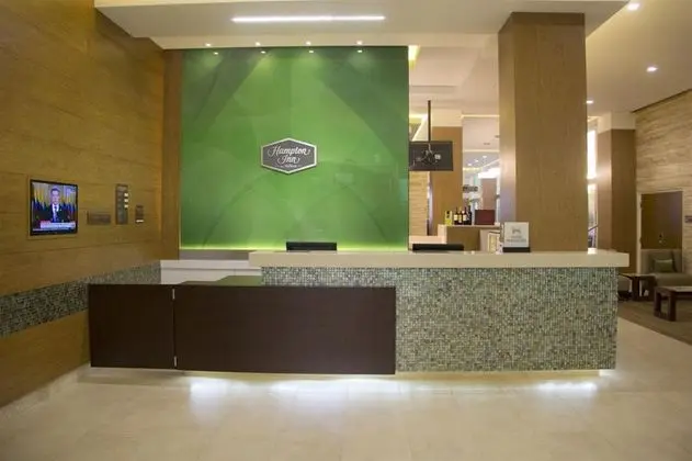 Hampton Inn By Hilton Merida - Lobi