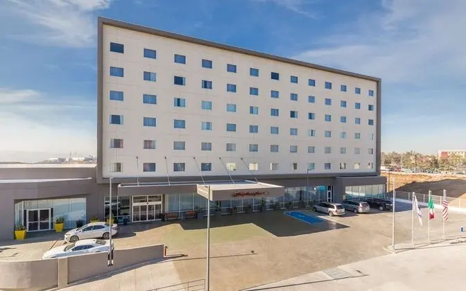 Hampton Inn by Hilton Tijuana - 1