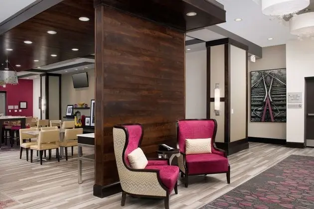 Hampton Inn Huntsville, AL - Lobi
