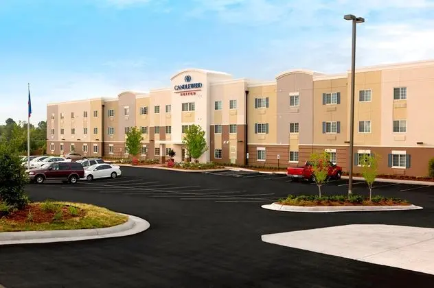 Hampton Inn Kenedy, TX