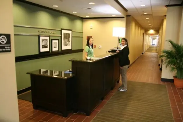 Hampton Inn La Grange - Lobi