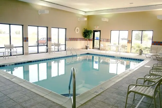 Hampton Inn Lebanon, KY - Havuz