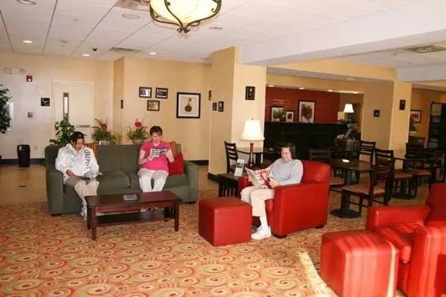 Hampton Inn Lenoir City