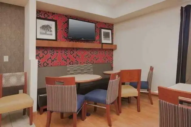 Hampton Inn Lexington-South 