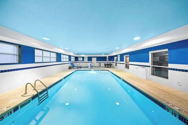Hampton Inn Lincoln - South/Heritage Park - Havuz