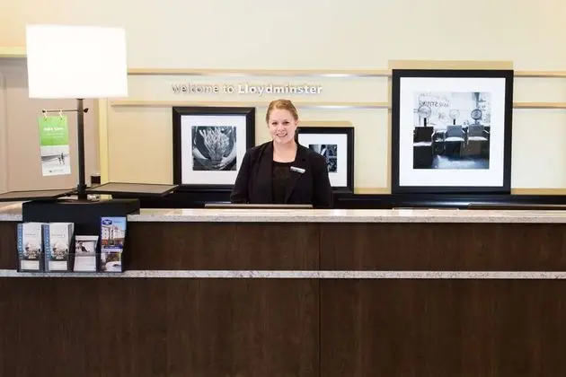 Hampton Inn Lloydminster - Genel