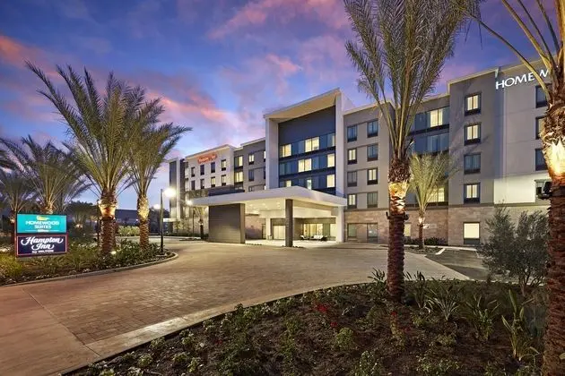 Hampton Inn Long Beach Airport, CA