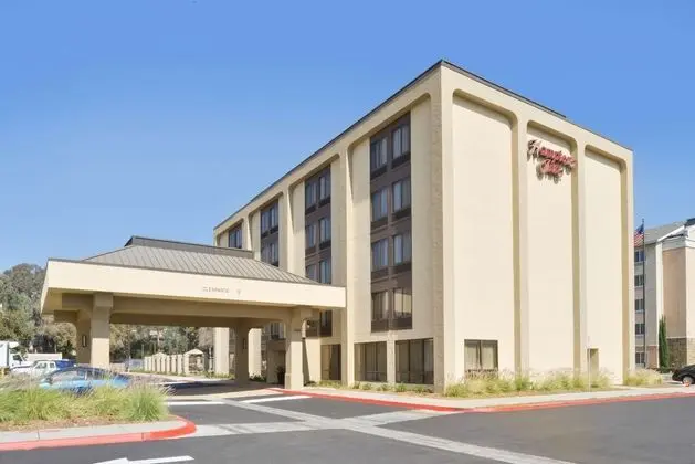 Hampton Inn Los Angeles/West Covina - Dış Mekan