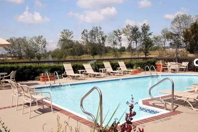 Hampton Inn Louisville I-265 East