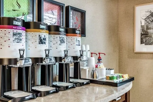 Hampton Inn Manhattan Grand Central - Yerinde Yemek