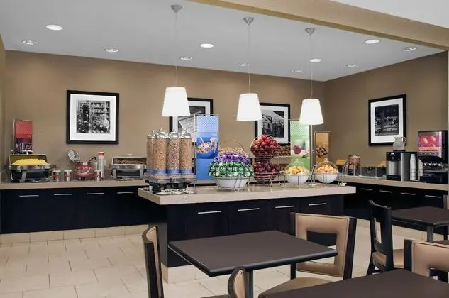 Hampton Inn Manhattan-Times Square North - Kahvaltı