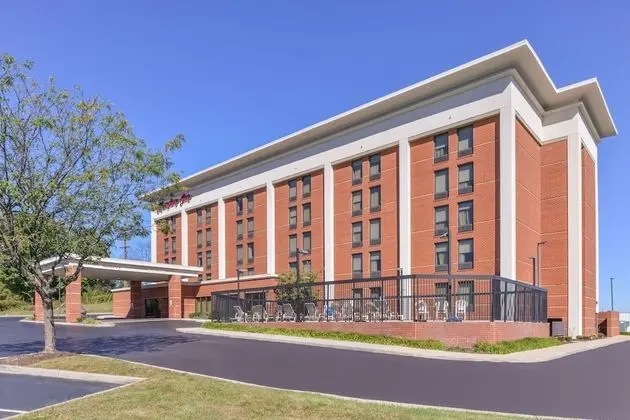 Hampton Inn Martinsburg - Dış Mekan