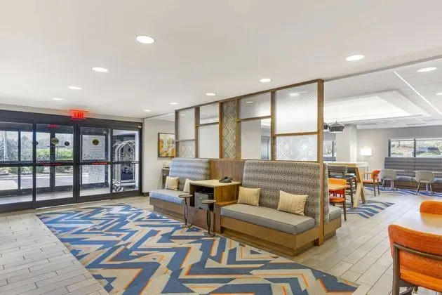 Hampton Inn Mebane - Restoran