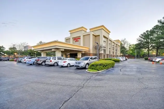 Hampton Inn Memphis-Poplar