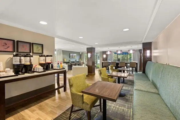 Hampton Inn Miami-Airport West - Yerinde Yemek
