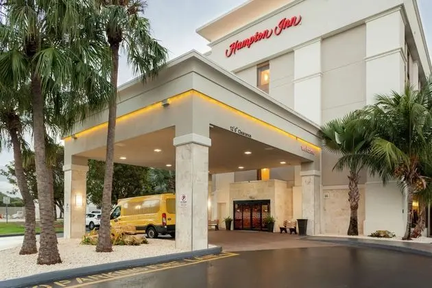 Hampton Inn Miami Dadeland - Dış Mekan