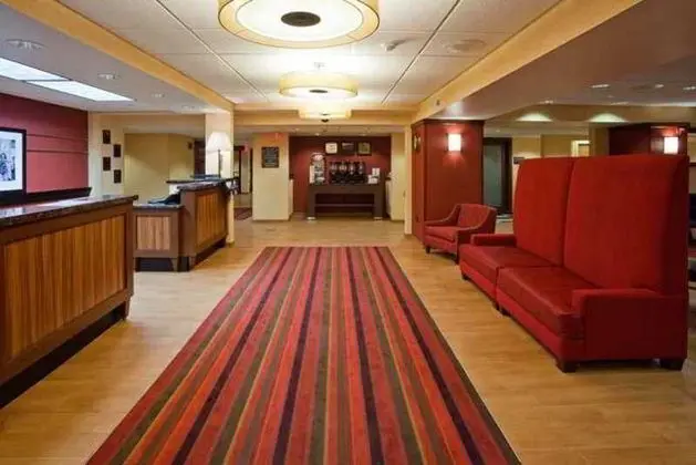 Hampton Inn Milwaukee-Airport 