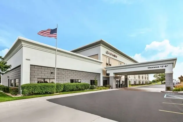 Hampton Inn Monroe - Dış Mekan