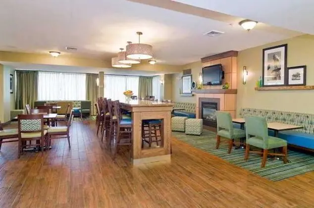 Hampton Inn New Philadelphia - Genel