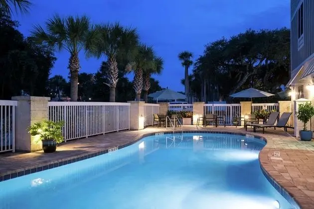 Hampton Inn New Smyrna Beach - Havuz