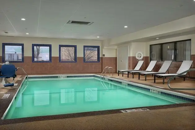 Hampton Inn Niagara Falls - Havuz