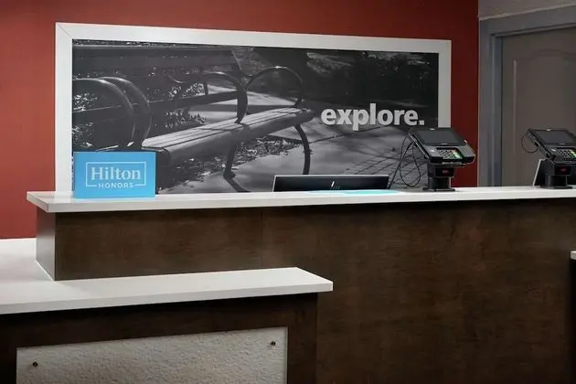 Hampton Inn Niagara Falls - Lobi