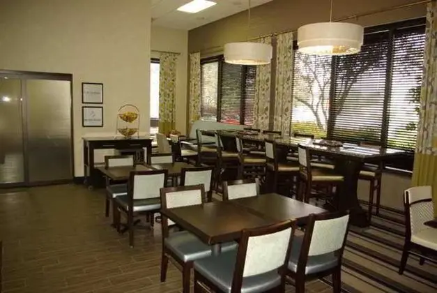 Hampton Inn Norfolk-Naval Base 