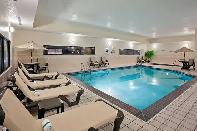 Hampton Inn North Sioux City - Havuz