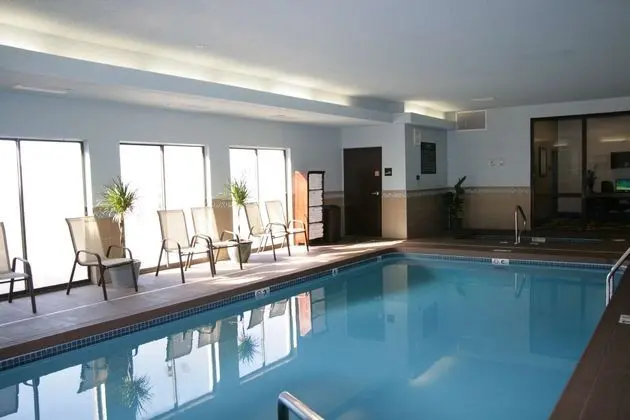 Hampton Inn Olathe - Havuz