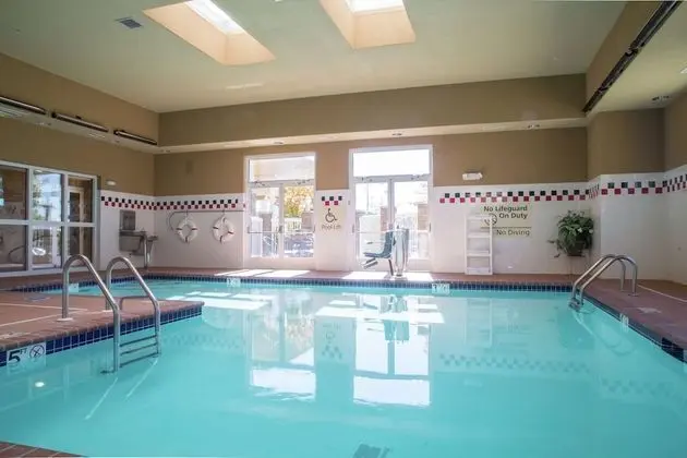 Hampton Inn Oxford-West - Havuz