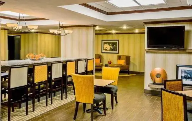 Hampton Inn Parkersburg