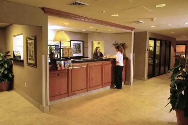 Hampton Inn Pensacola-Airport (Cordova Mall) 