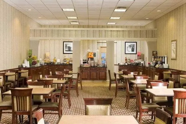 Hampton Inn Philadelphia Center City - Yeme / İçme